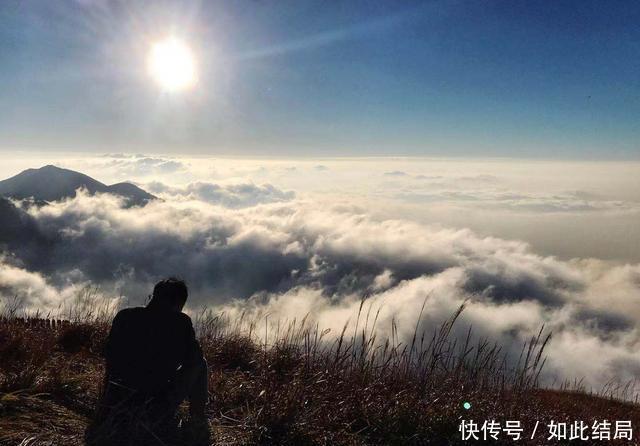 在木梨硔遇大雨，想在客栈里避雨蹭网，老板不让，是民风问题吗