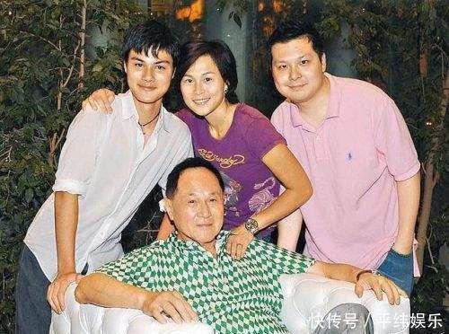『老父』船王孙子遗传风流老父,当8年单亲爸爸,今浪子收心将娶小记者