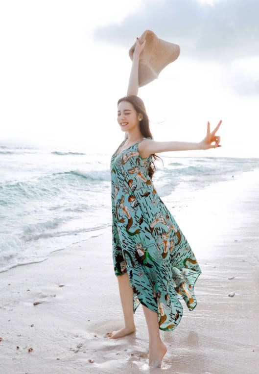 迪丽热巴简直是仙女啊!未修图竟比精修图还美，求修图师放过热巴