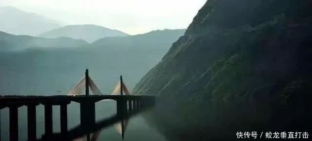  【承重】中国这座大桥再创辉煌，以山体作为承重梁，给世界上了