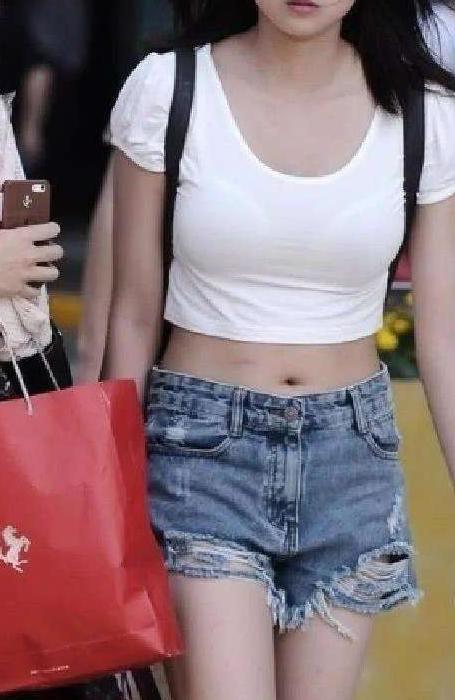 街拍: 7位高颜值的美女, 图3风姿绰约, 图6楚楚可人