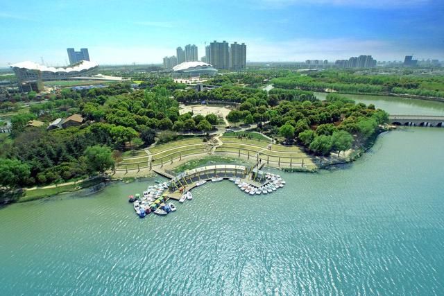 2018年全国24个县GDP破千亿，这个省实力强大独占9个且包揽前4名