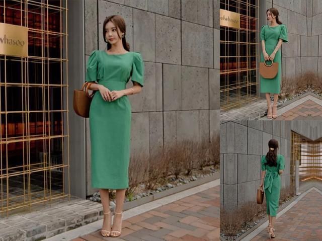 最近流行穿“墨绿色”开叉长裙，这样露大长腿，很有小性感!