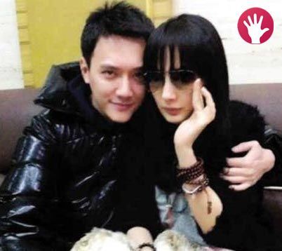 赵丽颖怀孕3个月，和冯绍峰地下恋情被曝光，微博大V求证真假?