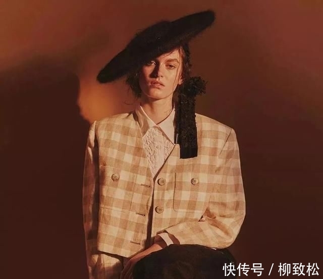  『细显』“穿大不穿小”out！现在流行这么穿，显腰细显腿长！