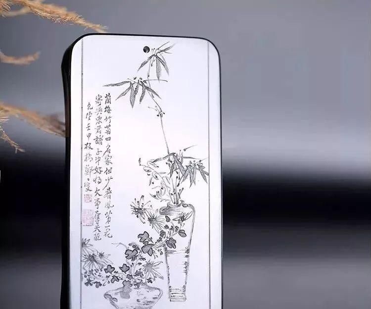  『作者』玉雕师为女神定制的花，总有一枝适合你！