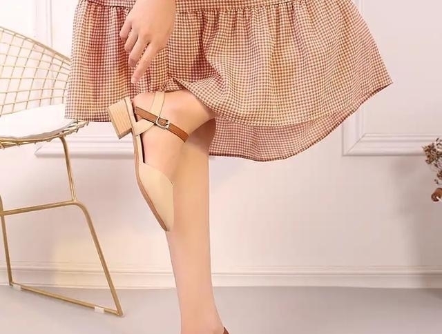 为选|你还在为选什么鞋子而烦恼吗?快跟紧我的脚步吧