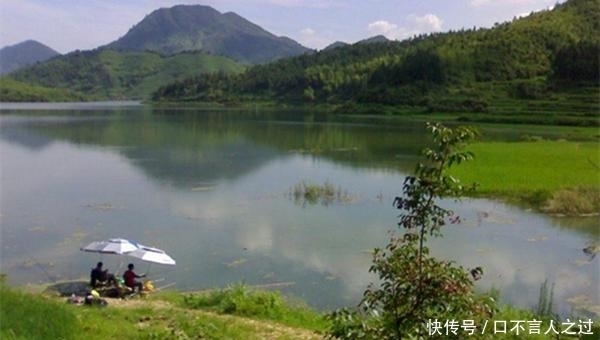 选择|夏天水库手竿钓翘嘴,注意这些要点,翘嘴连竿上,狂拉到手酸!