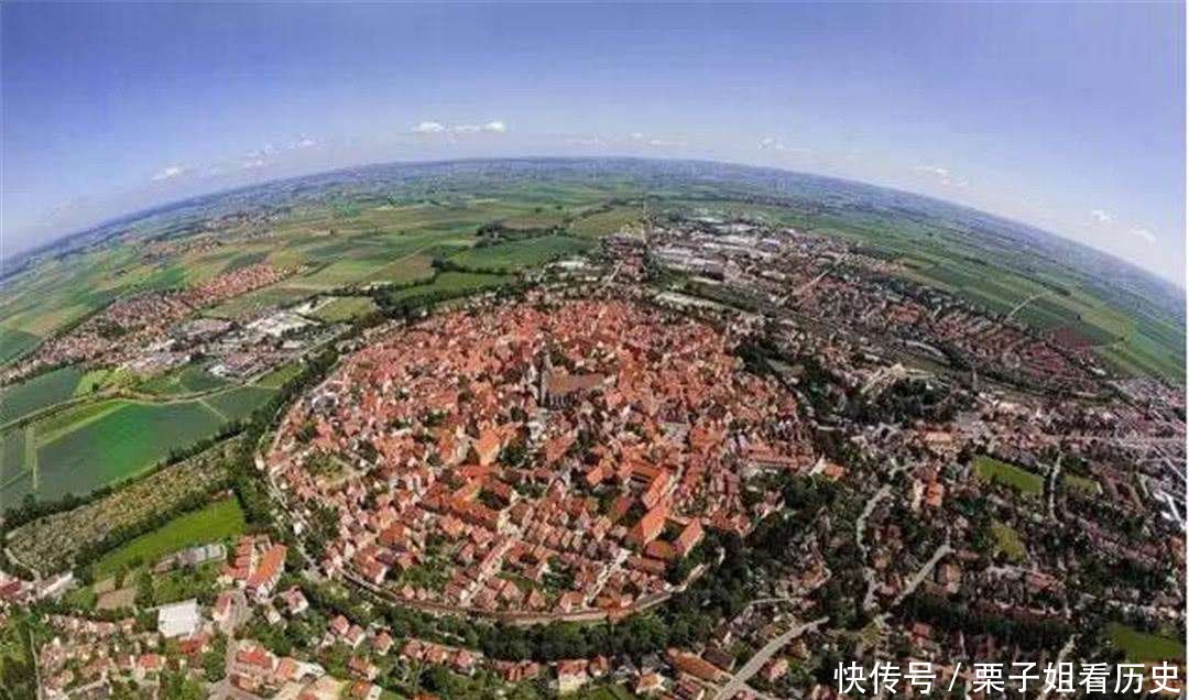 世界上最富有的小镇，墙壁中都掺杂大量的钻石，大家却都习以为常