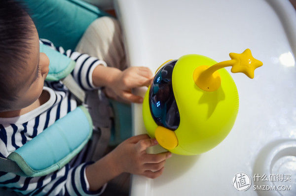 可情感对话支持远程查看宝宝动态的布丁迷你豆智能机器人了解下