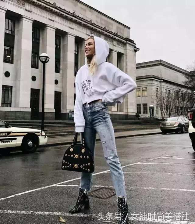 是时候穿卫衣了，没有它的秋天不敢想象