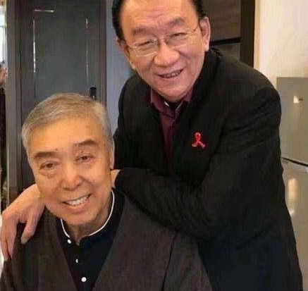 若你是60岁老人，恭喜你，19年每月养老金增加220元！