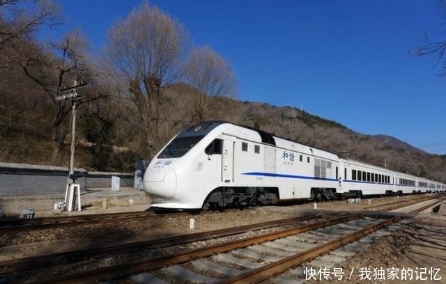  【全车】国内最特殊的火车之一，不仅全车都是卧铺，而且中途不