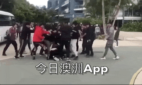 朱正廷新综艺节目组被曝在澳洲打人,官微发道歉声明!