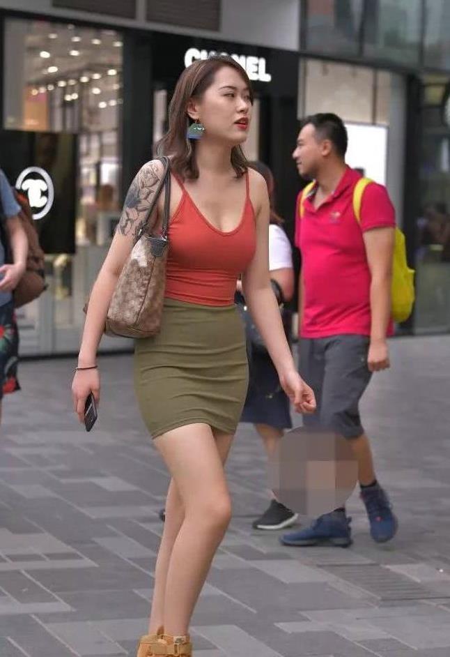 [ 设计]彰显活力！，街拍：做个酷味女孩