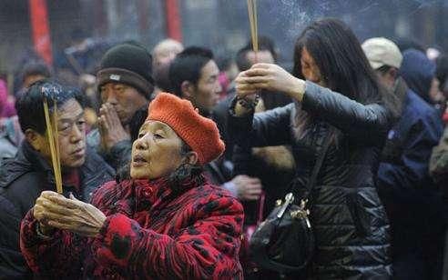 中国最“险”寺庙，建寺千年没有受过香火，游客只能看不能进