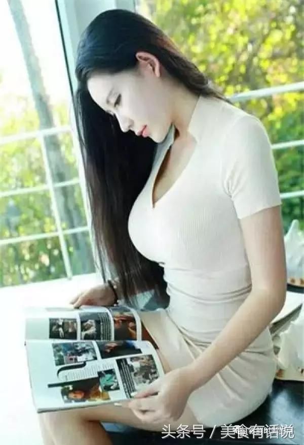 女人穿上紧身裤凹凸有型，让人一饱眼福