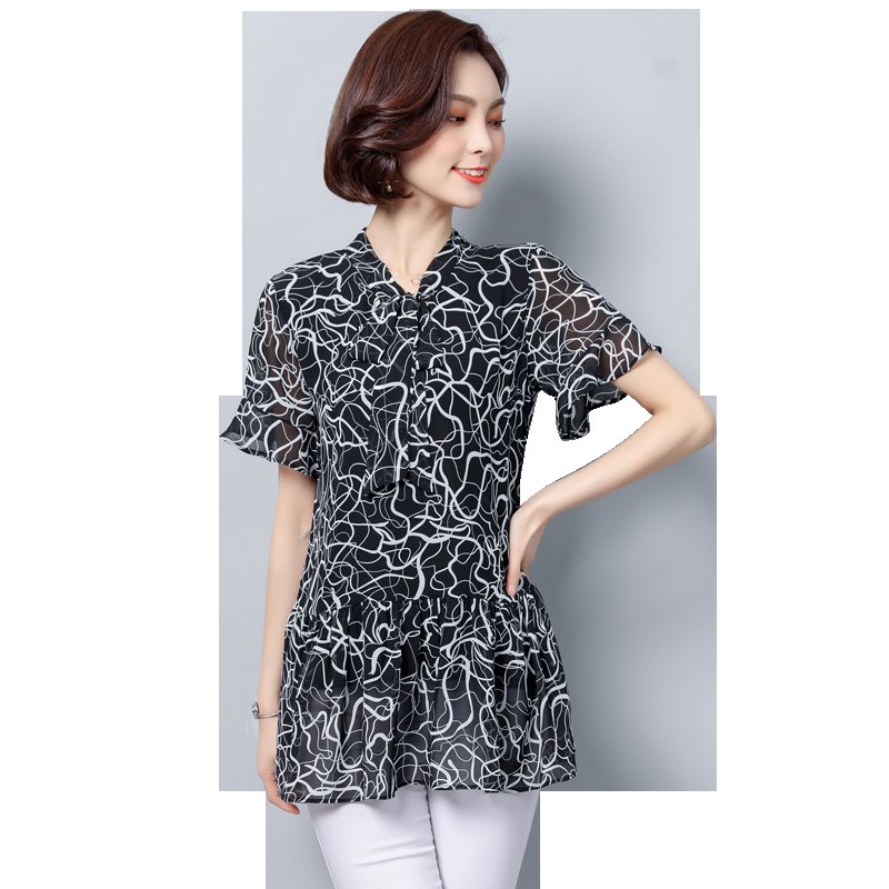 越懒的女人越幸福，看她们穿今年的时尚套装，就知道为什么了