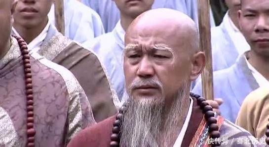 朱元璋进寺庙上香，问和尚朕要跪拜佛吗和尚的回答绝了