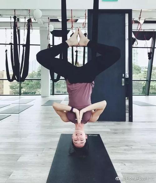 用健身征服Chanel,22岁的她告诉你:自律的女人,有多可怕!