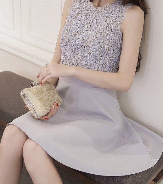 身材丰满女人，就要穿紧身点，前凸后翘超吸睛，销魂女人味挡不住