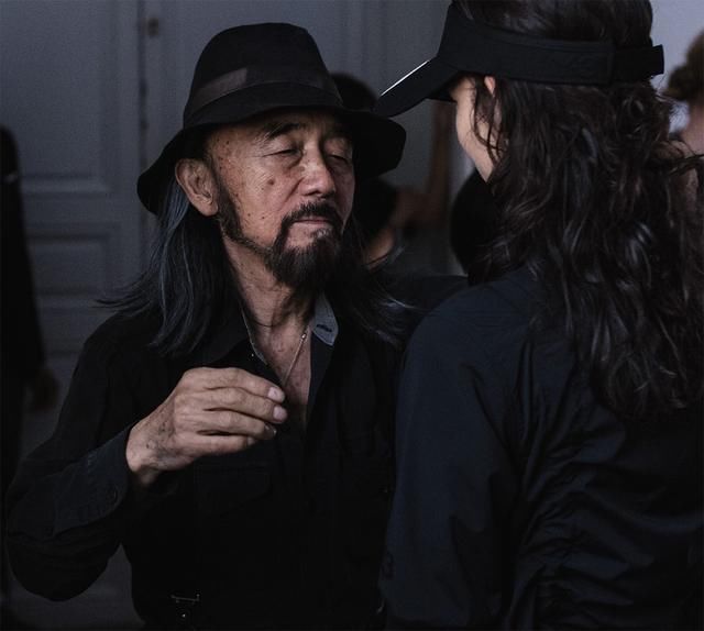 暗黑武士降临!提前感受 Y-3 Kaiwa 的帅气上脚!