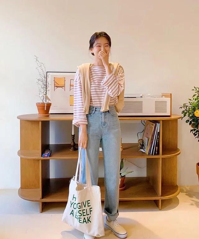  『Shirt』T-Shirt与牛仔裤的5大搭配重点公开，令你一秒变街头时尚达人
