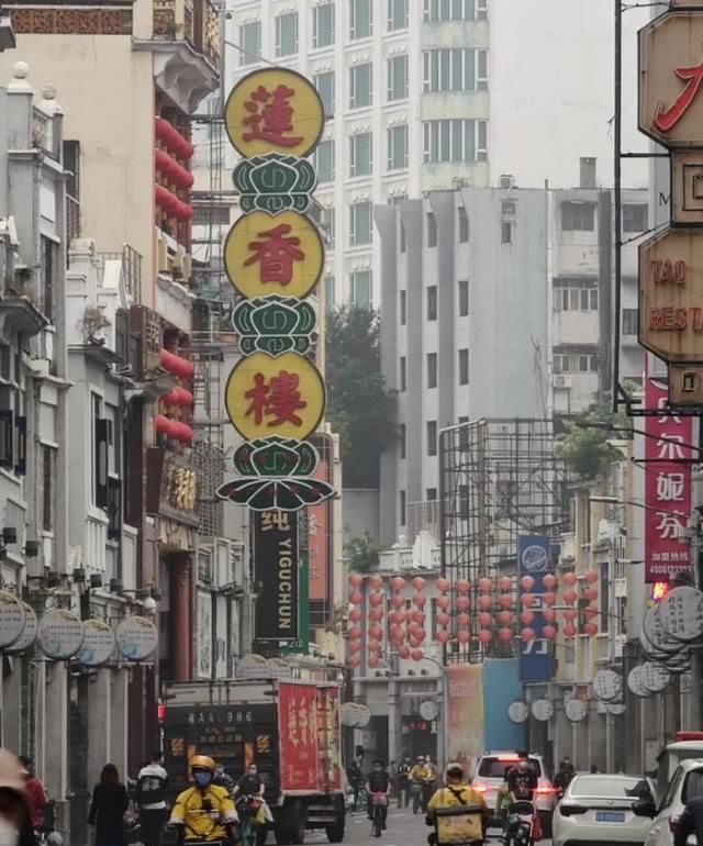  摄如：大底主摄+拍摄算法，Find X2 Pro用实力告诉你怎么叫三摄如一