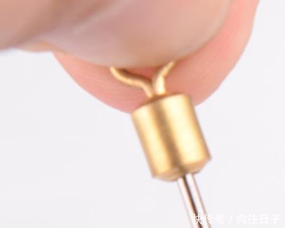  [新造]鱼哭死了，义乌新造“自动吸鱼器”，一扔一收，天天喝不