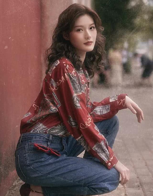  港风|“美到没朋友”的港风衬衫穿搭火了，日常出街这样穿，也太靓了吧