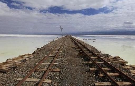  「储藏」我国“身价最高”的湖泊，储藏12万亿元资源，四周还有