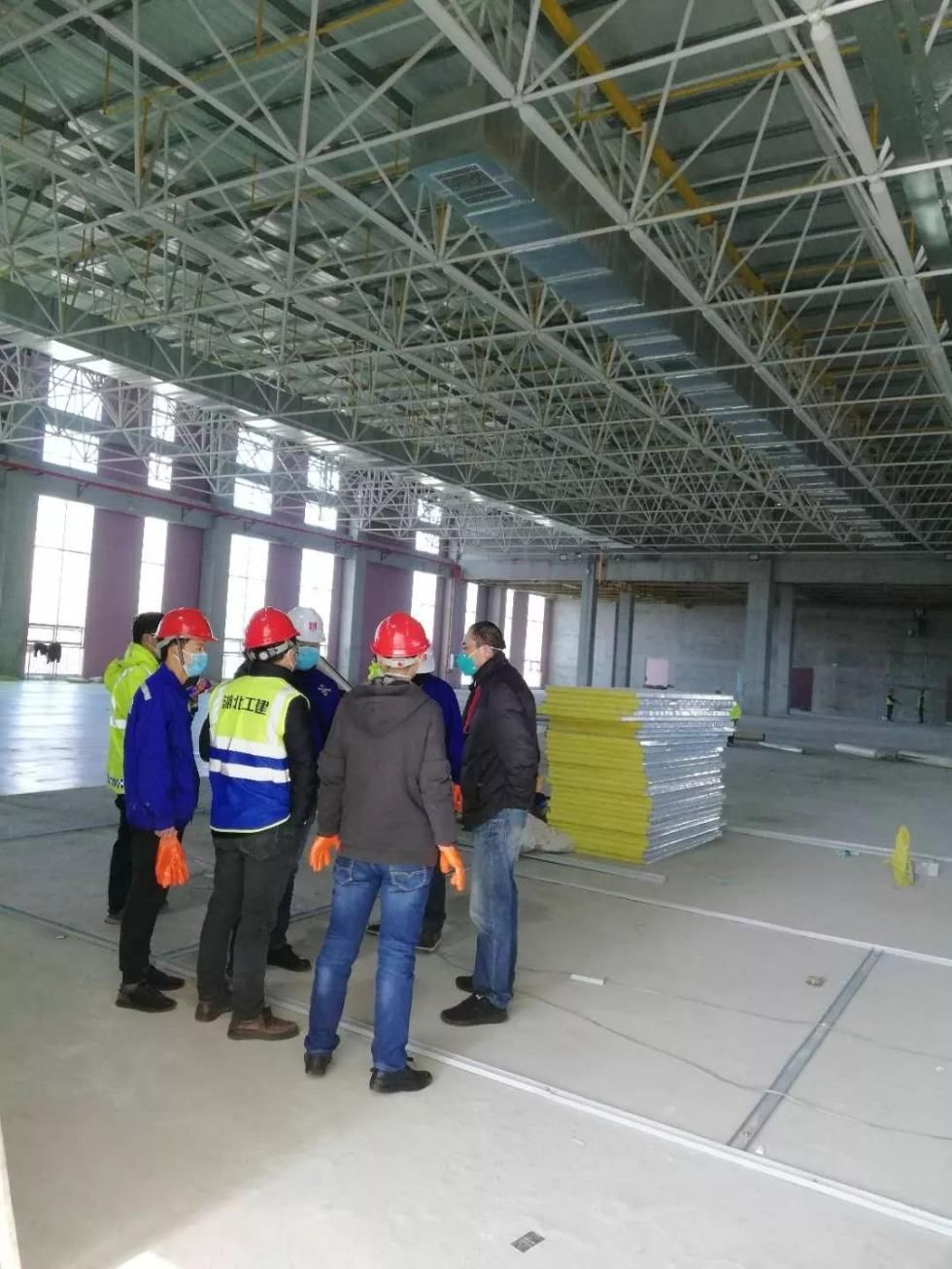  【东湖风景区】力争床等人!武汉将再建10座方舱医院 新增万余床