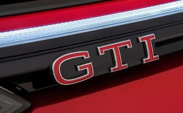  『高尔夫GTI』大家声称要长期保存手动挡车型，情结党表达感激不尽