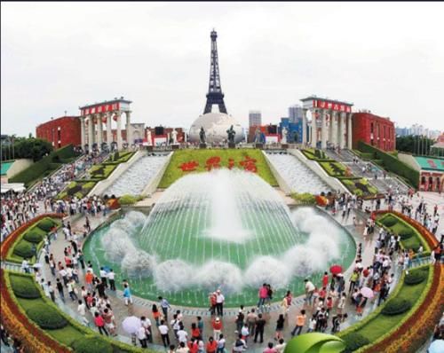 深圳有座“山寨”公园，里面全是“山寨货”？游客依旧人山人海！