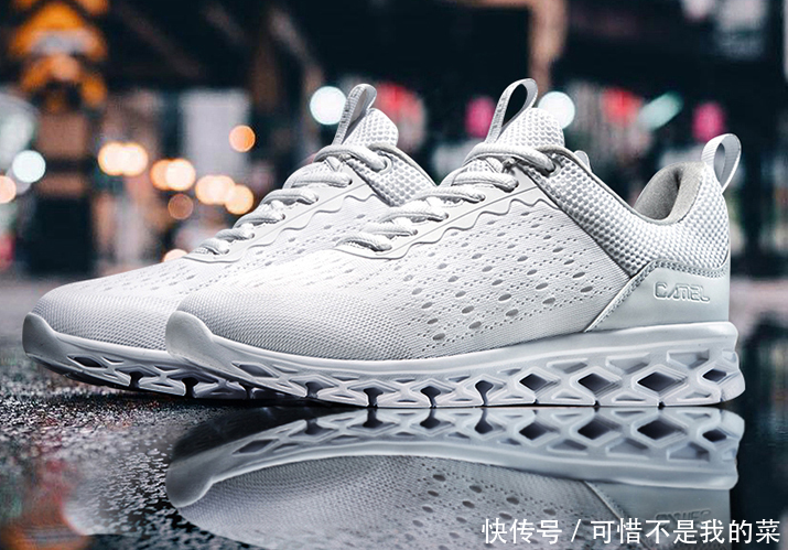 奢侈品■国内视为“廉价跑鞋”,在美国却奉为“奢侈品”,网友无法理解