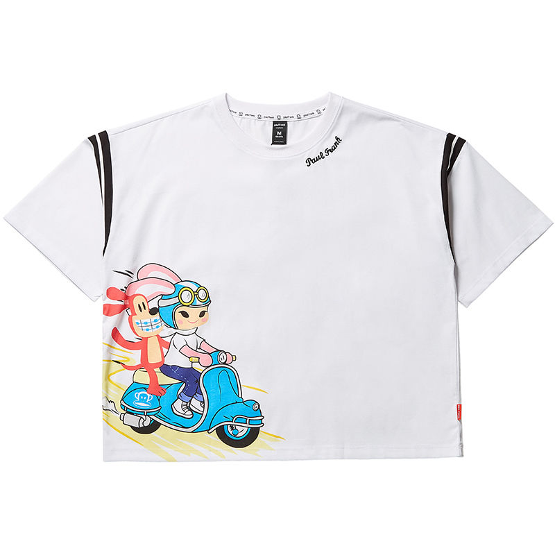 真是长见识了，T恤也可以这么有女人味，搭配短裤更显时髦了