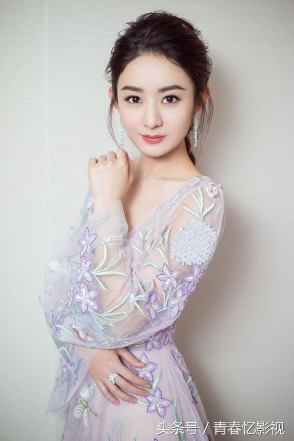 赵丽颖在微博上劈个叉就能粉碎流言？竟然还有80万点赞，想不通