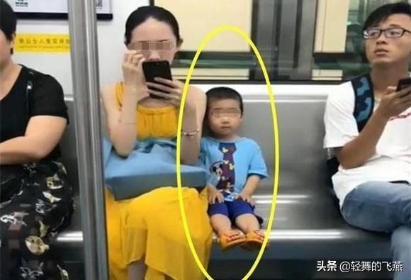  「地铁」前几天地铁上这几张照片，引发网友热议这才叫高级“炫富”