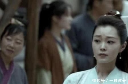 群演@《庆余年》把女群演带火了?宋轶的背景板被虚化,因太美被网友疯狂表白!