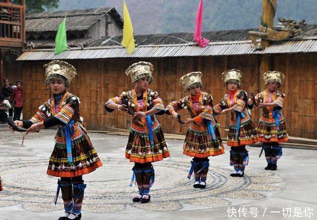 广西这座古镇只能坐船出入,居民淳朴热情,不收门票也没有商业化
