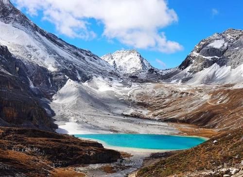 最美的情话不是要和你慢慢变老，而是我要带你去一次稻城亚丁