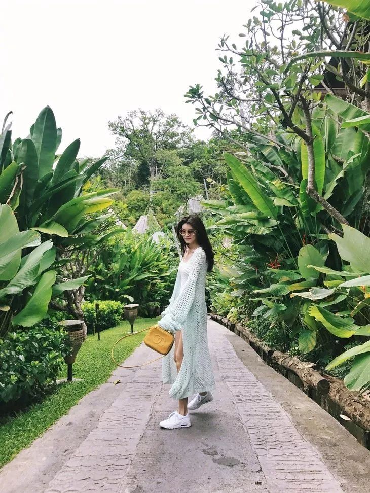 时髦办 | 何穗好爱印花，可一点不俗