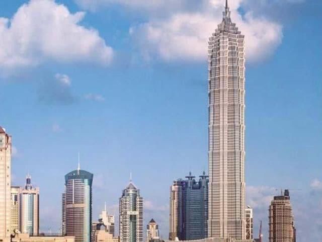  「地标」70年中国第一高楼的变化，昔日的地标纷纷被取代，看看