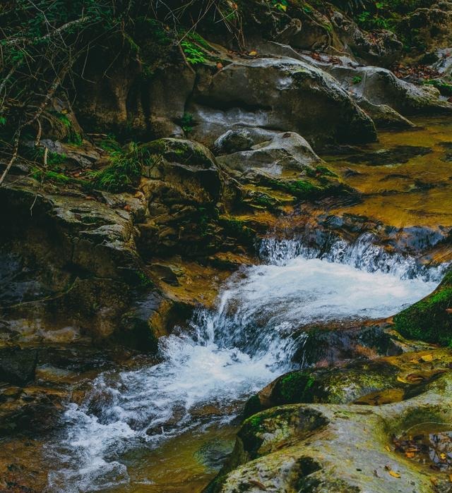 四川光雾山景区秋色来袭，这样的童话世界可以安排了