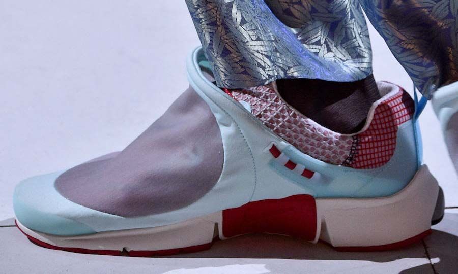 cdg presto foot tent