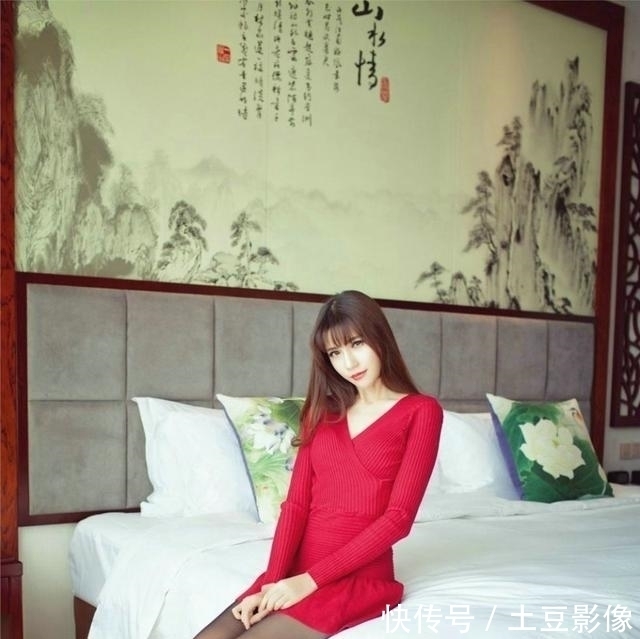【连衣裙】连衣裙搭配高跟鞋, 这样穿就是美, 而且更有女神范!