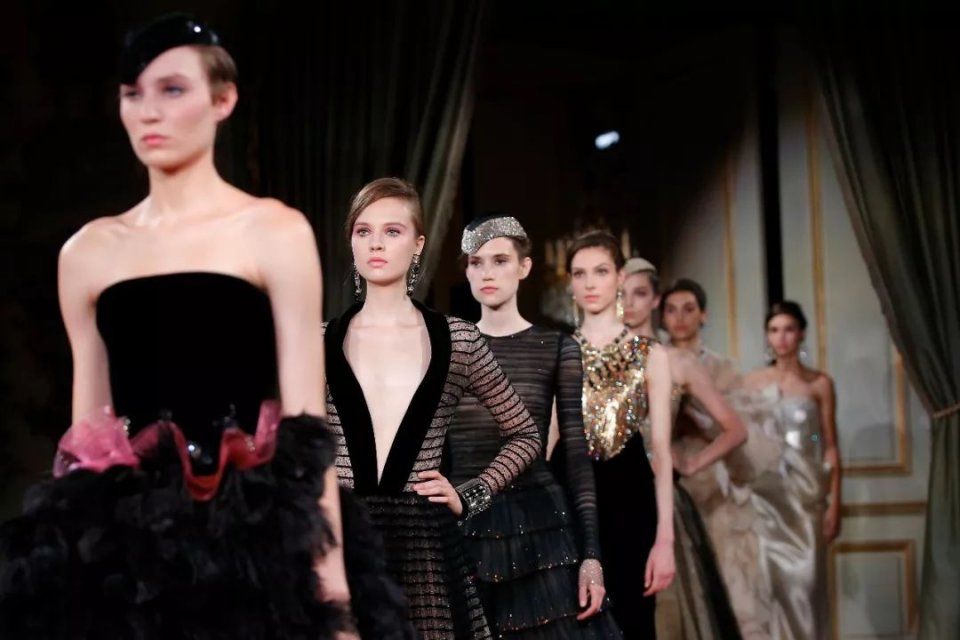 时代无常，但你总能读懂Giorgio Armani的深情与浪漫