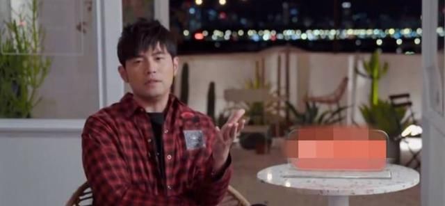 「蜡像」自恋又无趣,周杰伦新综艺尴尬到冒泡,求你回音乐圈吧