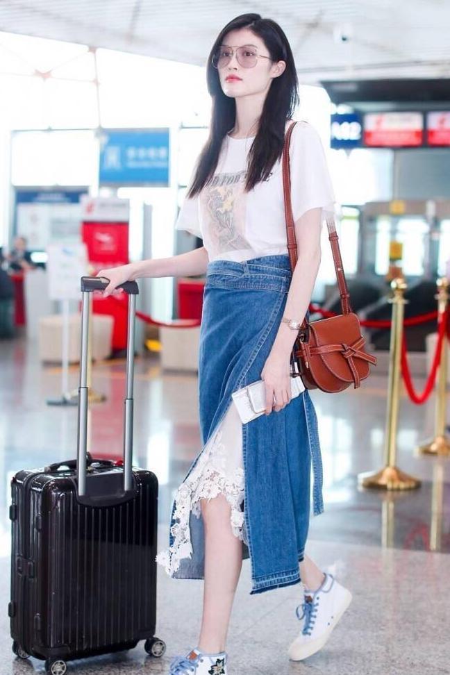 何穗把148元的某宝同款穿出14800元的大牌范, 网友: 不愧是超模!