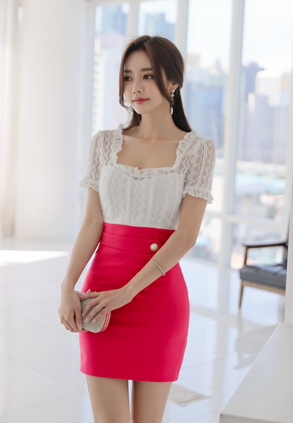 童话菲力斯特里乖巧艳红裙